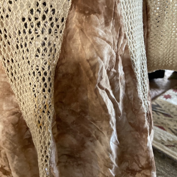 LADIES WOMENS  SIZE SMALL CROCHET LACE TRIMMED TAN DRESS - Picture 4 of 7